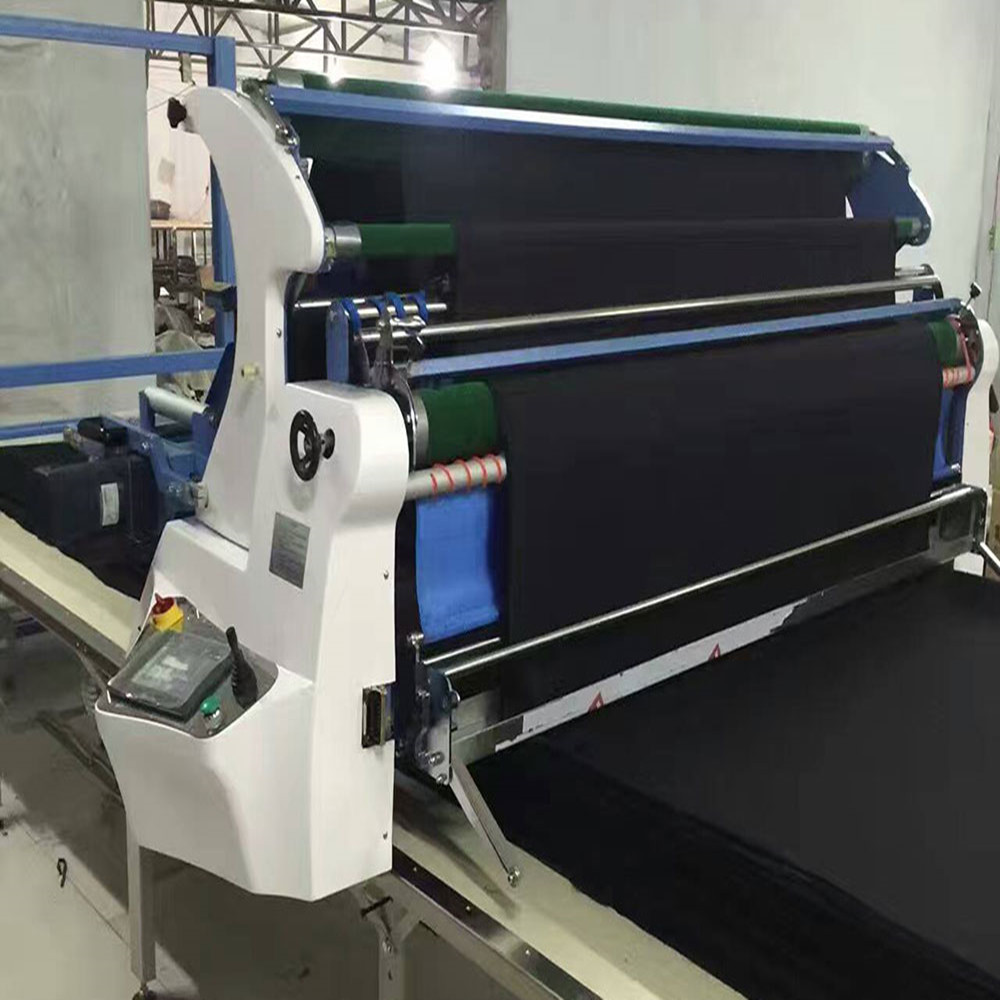 CNC fabric spreading machine